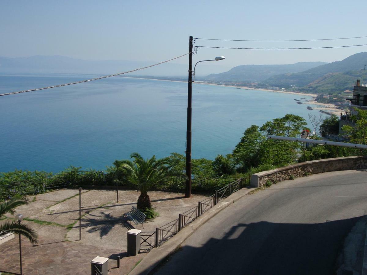 Ferienwohnung Sabbia Di Marinella Pizzo  Exterior foto